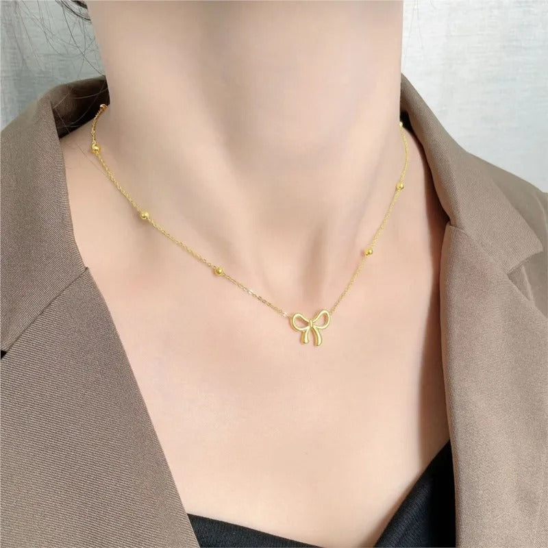 Gold Bow Necklace